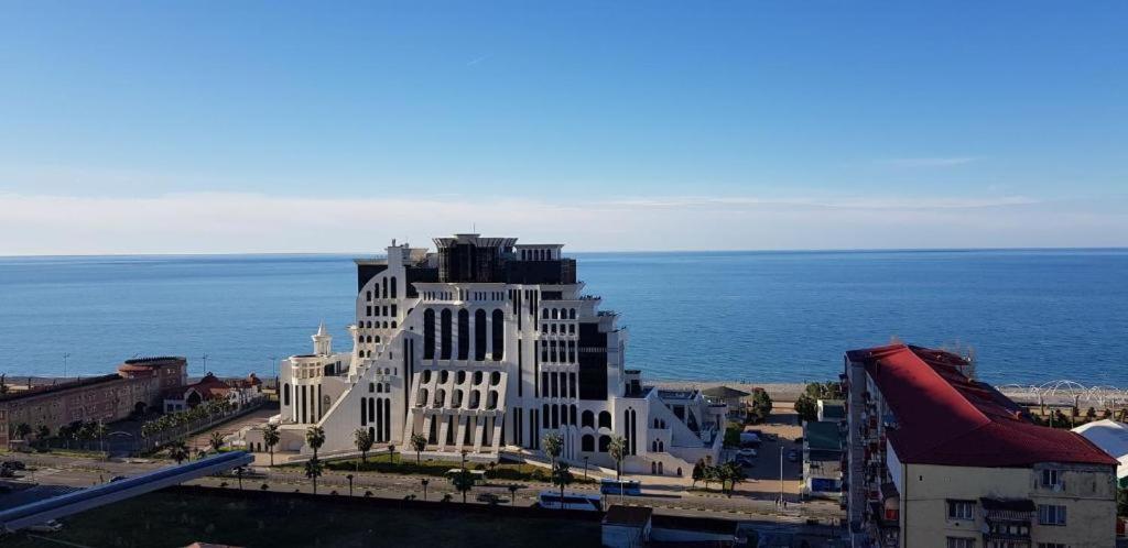 באטומי Sea Apartments מראה חיצוני תמונה